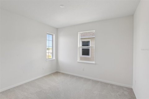 House in New Port Richey, Florida 4 bedrooms, 260.31 sq.m. № 1780757 - photo 25