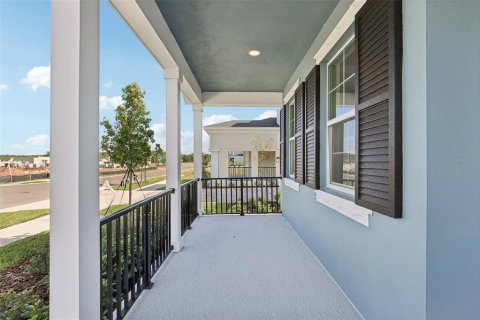 House in New Port Richey, Florida 4 bedrooms, 260.31 sq.m. № 1780757 - photo 4