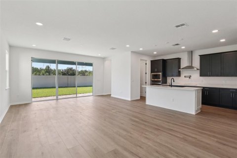 Casa en venta en New Port Richey, Florida, 4 dormitorios, 260.31 m2 № 1780757 - foto 13