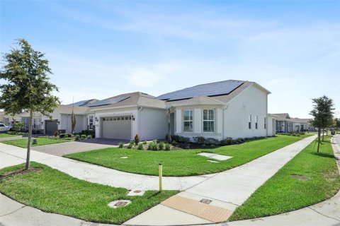 House in Winter Garden, Florida 4 bedrooms, 294.69 sq.m. № 2150831 - photo 5