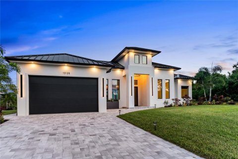 Villa ou maison à Port Charlotte, Floride 3 chambres, 208.57 m2 № 2118369
