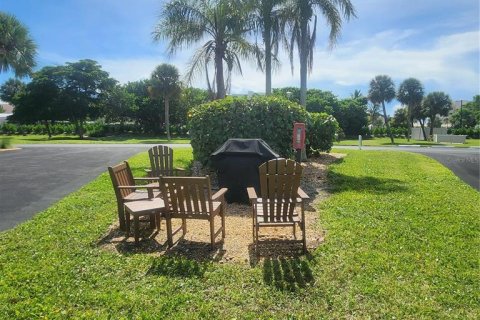 Condo in Longboat Key, Florida, 2 bedrooms  № 2375809 - photo 25