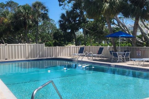 Condo in Longboat Key, Florida, 2 bedrooms  № 2375809 - photo 24