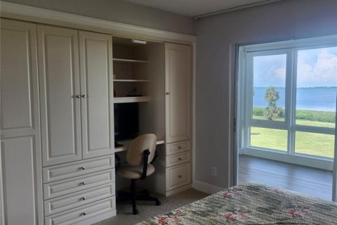Condo in Longboat Key, Florida, 2 bedrooms  № 2375809 - photo 22