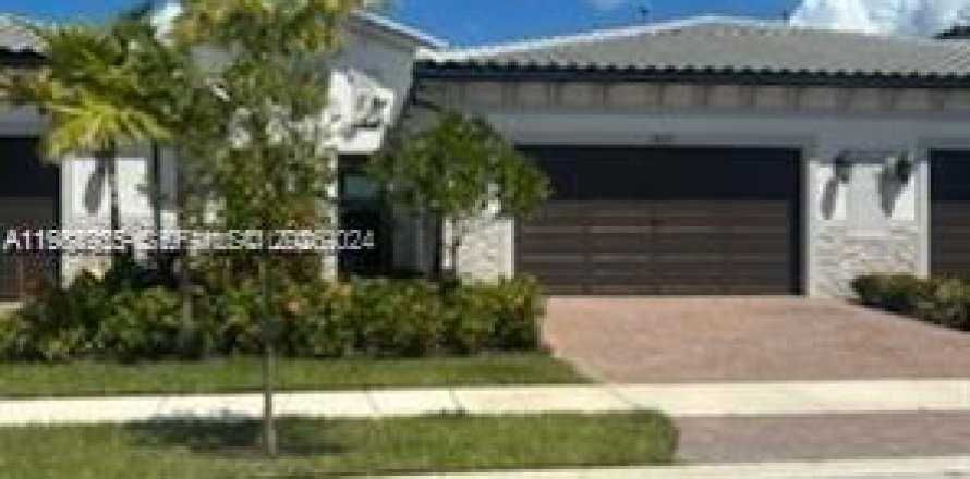 Casa en Parkland, Florida 3 dormitorios, 160.16 m2 № 2046944