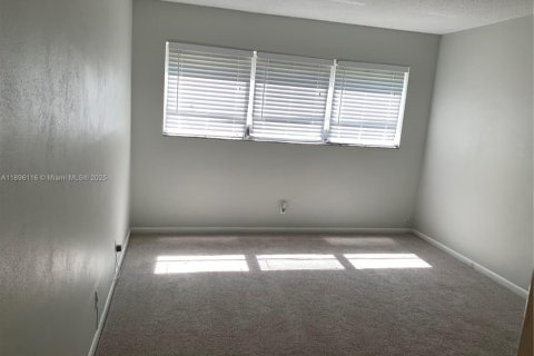 Copropriété à vendre à Boca Raton, Floride: 2 chambres, 87.14 m2 № 1947776 - photo 8