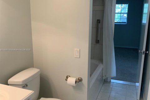 Copropriété à vendre à Boca Raton, Floride: 2 chambres, 87.14 m2 № 1947776 - photo 12