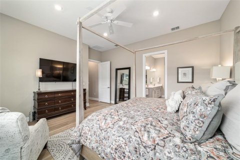 House in Ocala, Florida 3 bedrooms, 233.37 sq.m. № 2306112 - photo 28