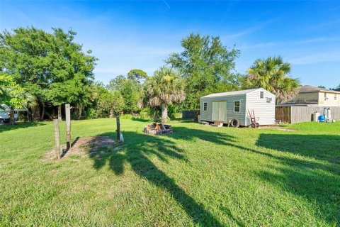 House in Oak Hill, Florida 2 bedrooms, 107.02 sq.m. № 1883921 - photo 17