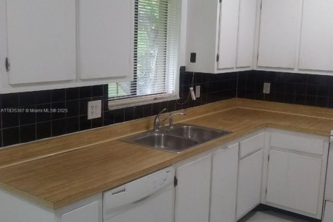 Condo in Boca Raton, Florida, 2 bedrooms  № 1818296 - photo 2