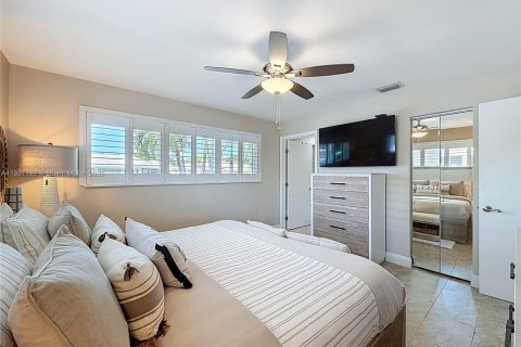 House in Oakland Park, Florida 2 bedrooms, 121.05 sq.m. № 1964246 - photo 28