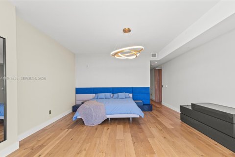 Condo in Sunny Isles Beach, Florida, 3 bedrooms  № 2004676 - photo 24