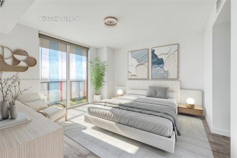 Condo in Miami, Florida, 3 bedrooms  № 1971610 - photo 12