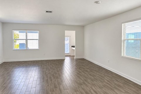 Villa ou maison à louer à Orlando, Floride: 3 chambres, 191.01 m2 № 2391049 - photo 16