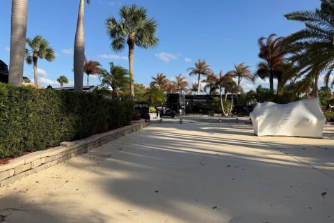 Immobilier commercial à vendre à Port St. Lucie, Floride № 2180313 - photo 4