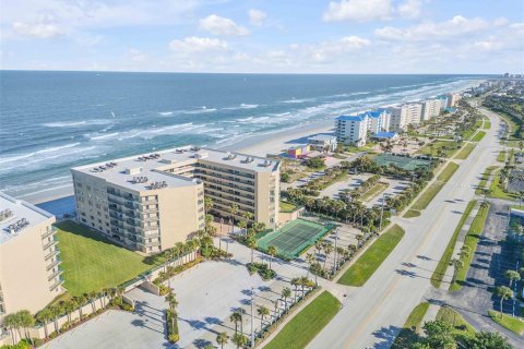 Condominio en venta en Ponce Inlet, Florida, 3 dormitorios, 191.84 m2 № 2358108 - foto 3