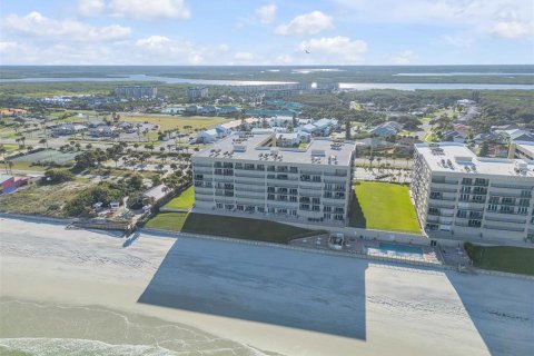 Condominio en venta en Ponce Inlet, Florida, 3 dormitorios, 191.84 m2 № 2358108 - foto 4