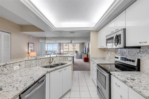 Condominio en venta en Ponce Inlet, Florida, 3 dormitorios, 191.84 m2 № 2358108 - foto 14