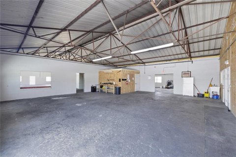 Commercial property in Ocala, Florida 211.26 sq.m. № 2098841 - photo 13