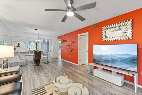 Copropriété à vendre à Sarasota, Floride: 2 chambres, 91.32 m2 № 1907655 - photo 25