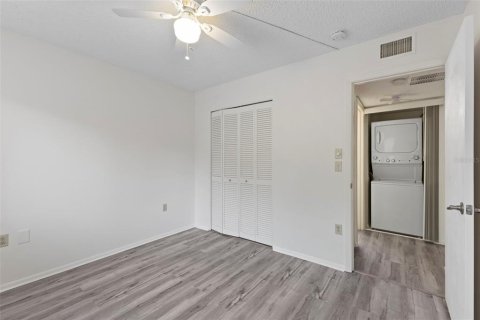 Copropriété à vendre à Sarasota, Floride: 2 chambres, 91.32 m2 № 1907655 - photo 11