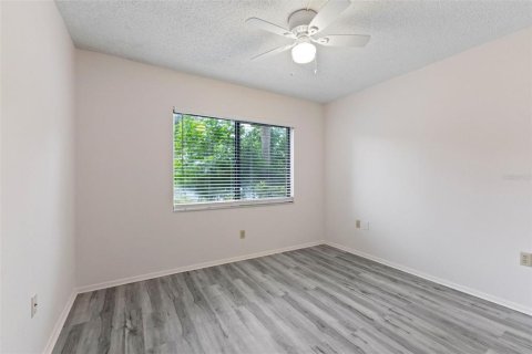 Copropriété à vendre à Sarasota, Floride: 2 chambres, 91.32 m2 № 1907655 - photo 10