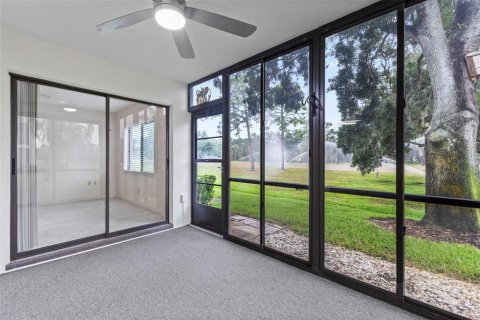 Copropriété à vendre à Sarasota, Floride: 2 chambres, 91.32 m2 № 1907655 - photo 27