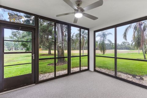 Copropriété à vendre à Sarasota, Floride: 2 chambres, 91.32 m2 № 1907655 - photo 7