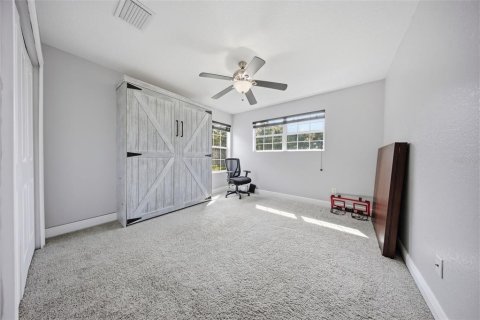 House in Winter Garden, Florida 4 bedrooms, 303.05 sq.m. № 2423874 - photo 24