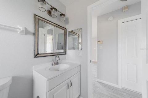 Casa en alquiler en Port Charlotte, Florida, 2 dormitorios, 90.67 m2 № 1734455 - foto 10
