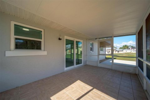 Casa en alquiler en Port Charlotte, Florida, 2 dormitorios, 90.67 m2 № 1734455 - foto 21
