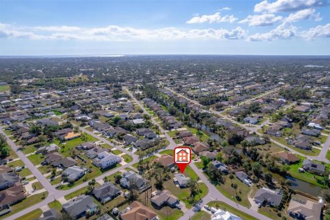 Casa en alquiler en Port Charlotte, Florida, 2 dormitorios, 90.67 m2 № 1734455 - foto 6