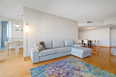 Apartment in Aventura, Florida 2 bedrooms, 140.28 sq.m. № 1951074 - photo 7