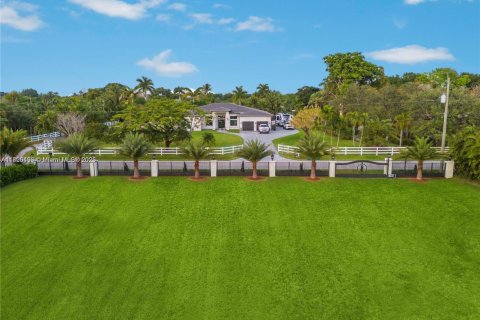 Land in Southwest Ranches, Florida № 1796248 - photo 14