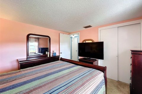 House in Holiday, Florida 2 bedrooms, 136.57 sq.m. № 1887049 - photo 20