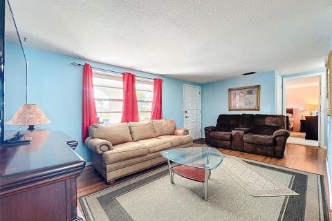 House in Holiday, Florida 2 bedrooms, 136.57 sq.m. № 1887049 - photo 9