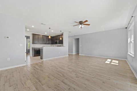 Villa ou maison à vendre à Port St. Lucie, Floride: 3 chambres, 174.01 m2 № 2417583 - photo 11