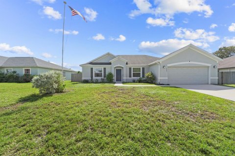 Villa ou maison à vendre à Port St. Lucie, Floride: 3 chambres, 174.01 m2 № 2417583 - photo 27