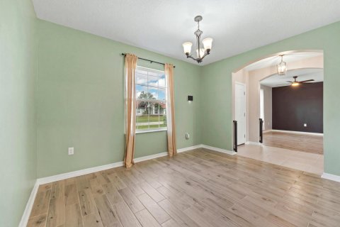 Villa ou maison à vendre à Port St. Lucie, Floride: 3 chambres, 174.01 m2 № 2417583 - photo 9