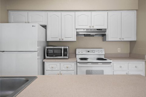 Condo in Winter Haven, Florida, 2 bedrooms  № 1784986 - photo 7