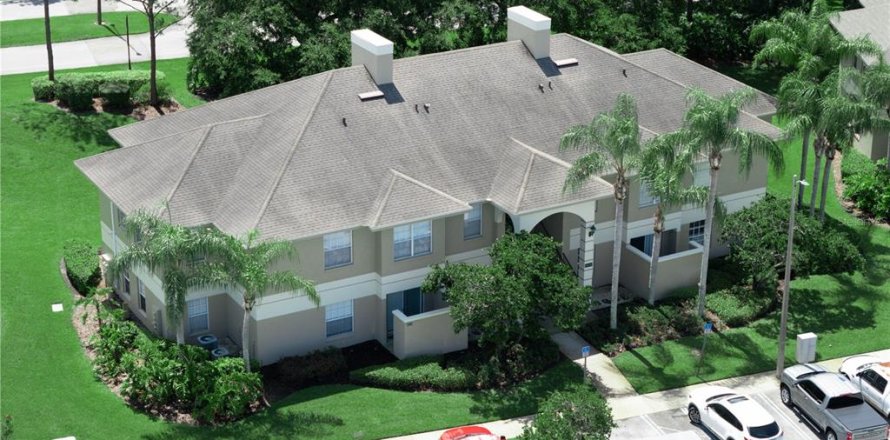 Condo in Winter Haven, Florida, 2 bedrooms № 1784986