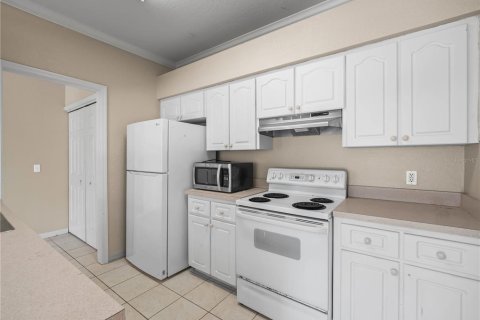 Condo in Winter Haven, Florida, 2 bedrooms  № 1784986 - photo 10