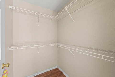Condo in Winter Haven, Florida, 2 bedrooms  № 1784986 - photo 18
