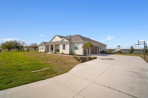 Купить виллу или дом в Раскин, Флорида 3 комнаты, 317.91м2, № 1517806 - фото 6