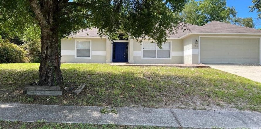 Casa en Deltona, Florida 3 dormitorios, 173.73 m2 № 1893920