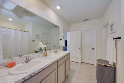 House in Wesley Chapel, Florida 5 bedrooms, 242.01 sq.m. № 1854690 - photo 22