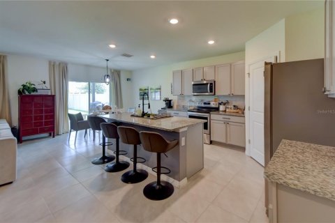 House in Wesley Chapel, Florida 5 bedrooms, 242.01 sq.m. № 1854690 - photo 4