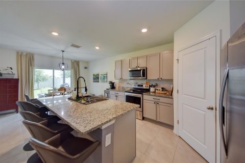 House in Wesley Chapel, Florida 5 bedrooms, 242.01 sq.m. № 1854690 - photo 5