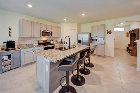 House in Wesley Chapel, Florida 5 bedrooms, 242.01 sq.m. № 1854690 - photo 7
