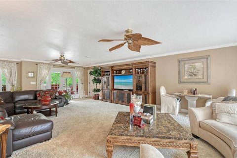 Villa ou maison à vendre à Sarasota, Floride: 3 chambres, 216.83 m2 № 2398736 - photo 8
